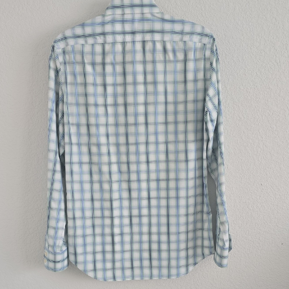Banana Republic Men's Light Blue Plaid Shirt - Picture 3 of 3